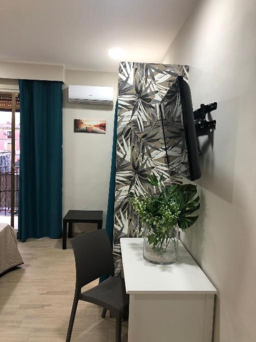 Storico17 Bed & Breakfast คาตาเนีย ภายนอก รูปภาพ