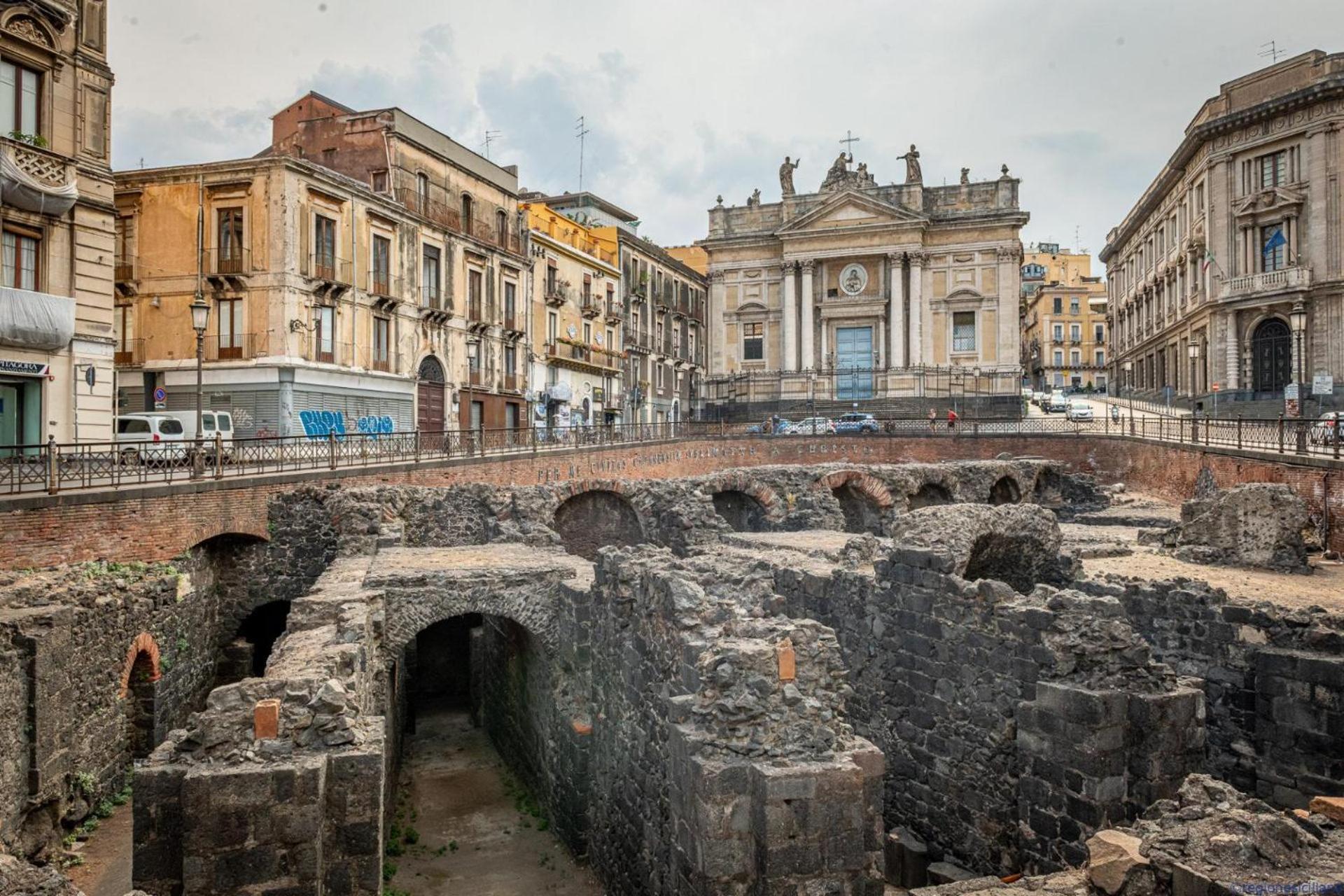 Storico17 Bed & Breakfast คาตาเนีย ภายนอก รูปภาพ