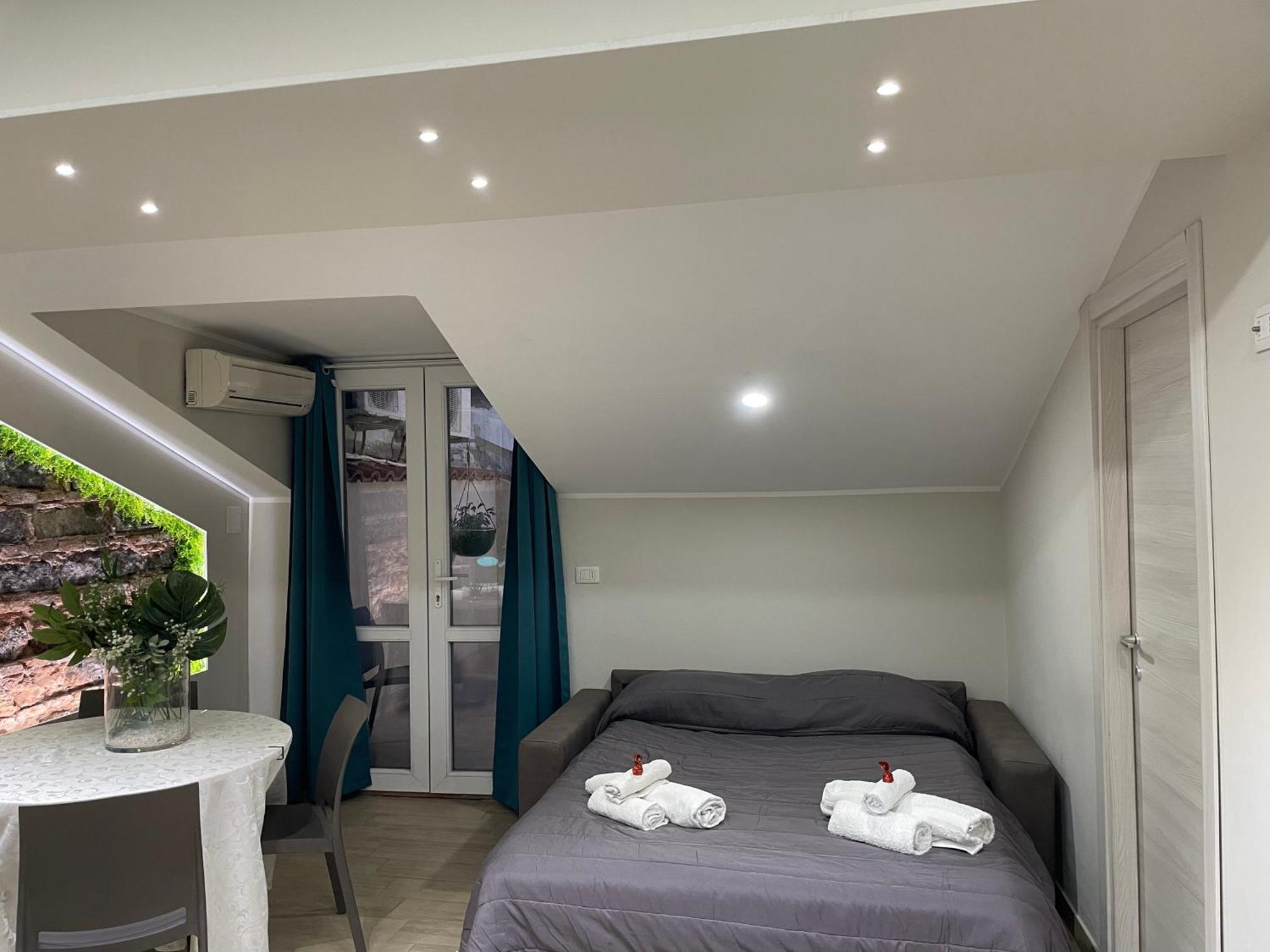 Storico17 Bed & Breakfast คาตาเนีย ภายนอก รูปภาพ
